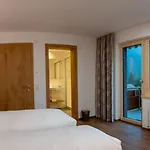 Sonnenhang Montafon 4*