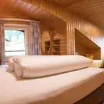 Sonnenhang Montafon فندق مبيت وإفطار 4*