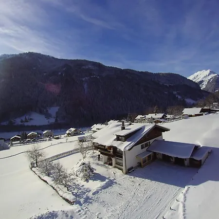 فندق مبيت وإفطار Sonnenhang Montafon سانكت غالنكرش