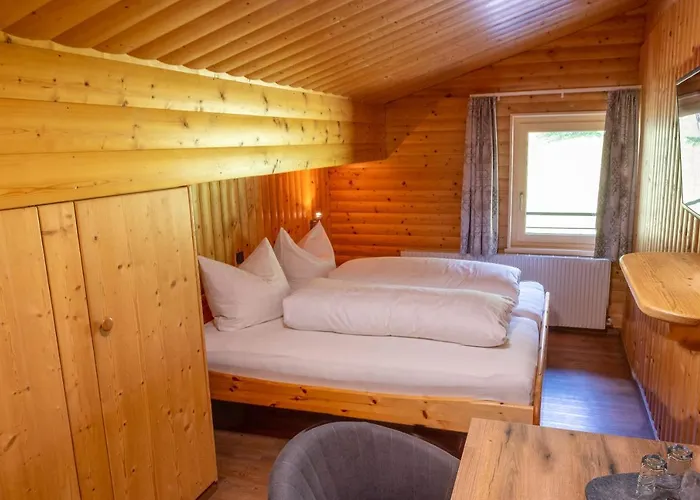 住宿加早餐酒店 Sonnenhang Montafon 4*